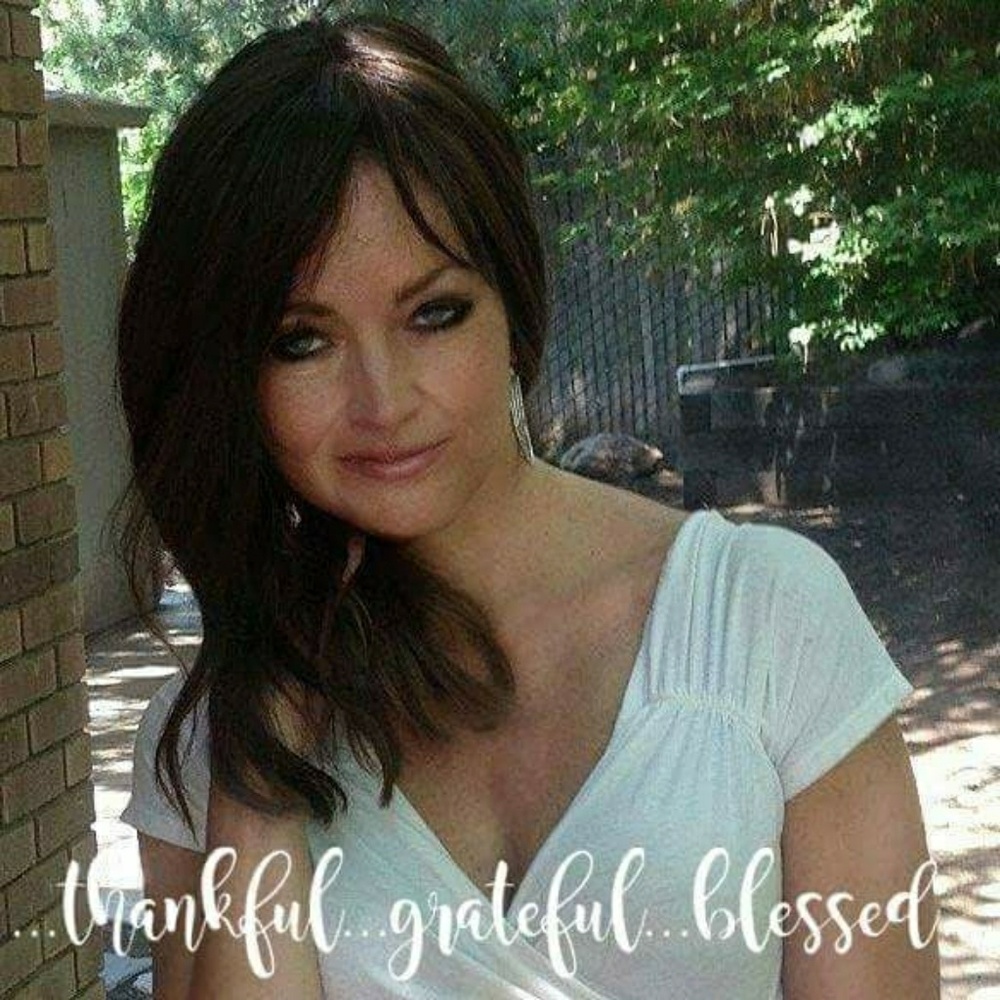 Meet your Posher, Kimberly